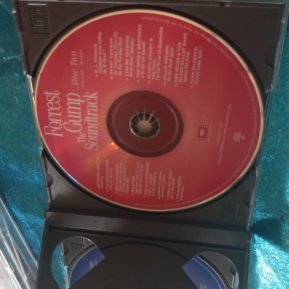 Forrest Gump the soundtrack 32 American Classics on two CDs - Picture 4 of 7